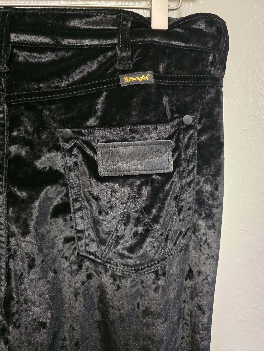 Wrangler Retro High Rise Flare Velvet Pants Size 31x32